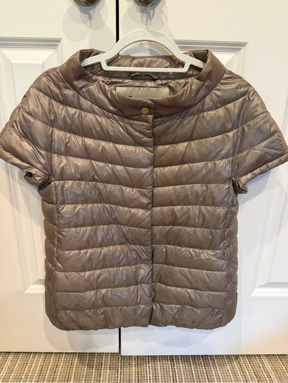 Herno Short-Sleeve Quilted Puffer Top - Taupe